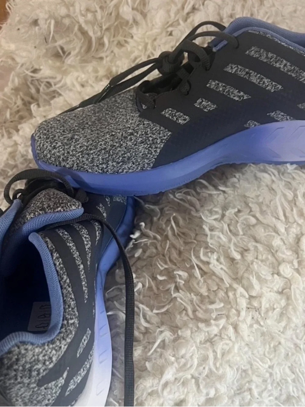 Puma Men's Black and Blue Knit Lace-Up Sneakers